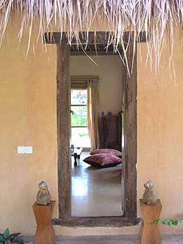 Villa Ki Door